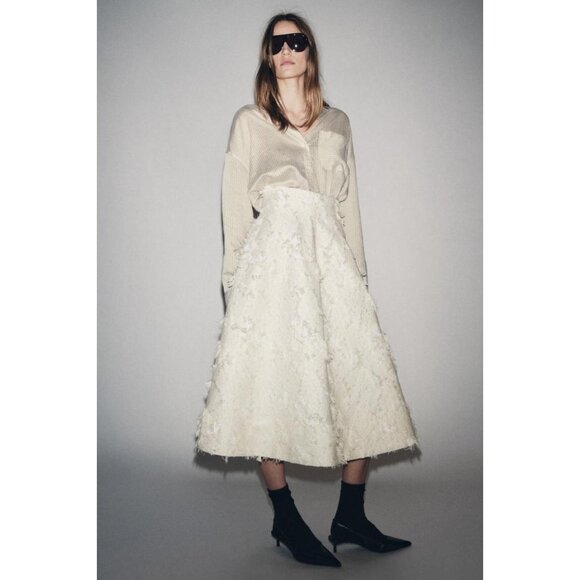 ZARA ZW COLLECTION STRUCTURED MIDI SKIRT - Picture 2 of 7